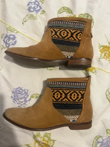 Bota ZARA maravilhosa 