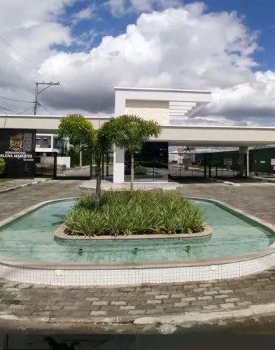 Lote no cond. Irlenda Marques, Noite Cerqueira.