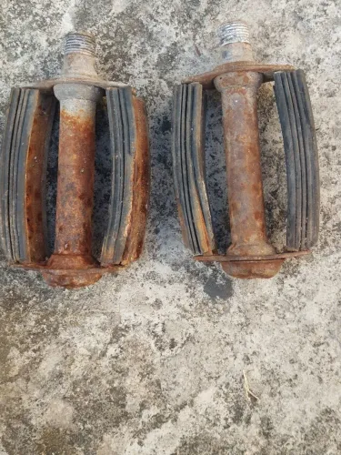 Carcaça Pedal ducor bicicleta antiga monareta monark caloi berlineta barra circular poti