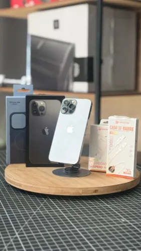 iPhone 13 Pro Max 128Gb Preto c/caixa SEM DETALHE.