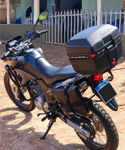 XRE 300 2016