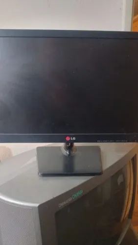 Monitor LG Flatron - 19,5 - VGA