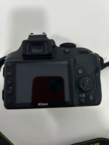 Câmera fotográfica Nikon