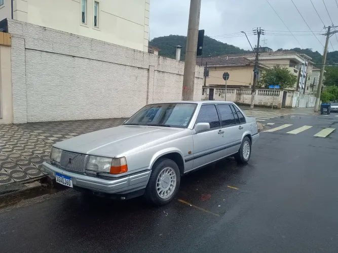 Volvo 960 Sedan 1991