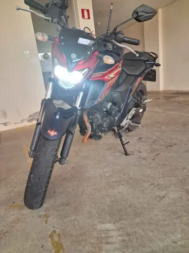Moto Fazer 250