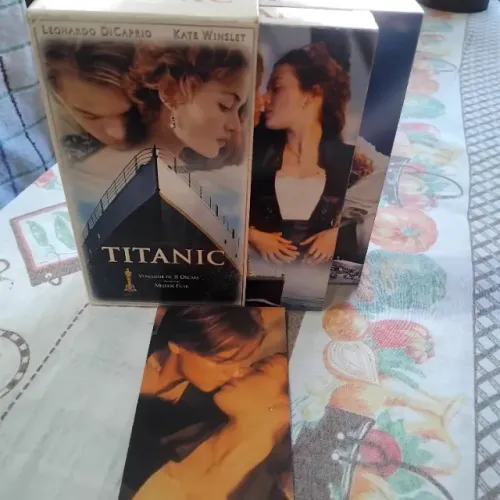 Box Titanic Vhs Duplo original muito bom imagem e som