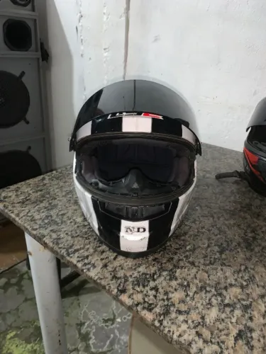 Capacete ls2