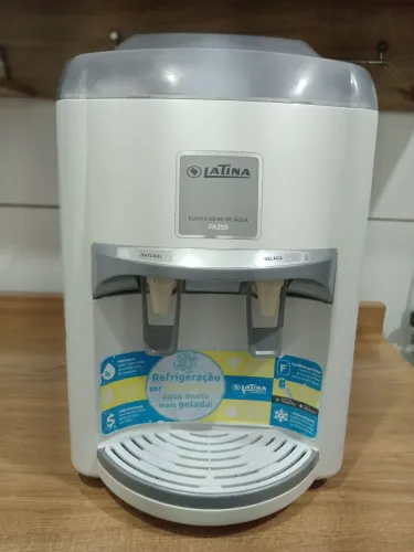 Purificador de água refrigerador Latina PA 355 127v 