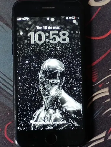 Vendo ou troco iPhone SE segunda geração