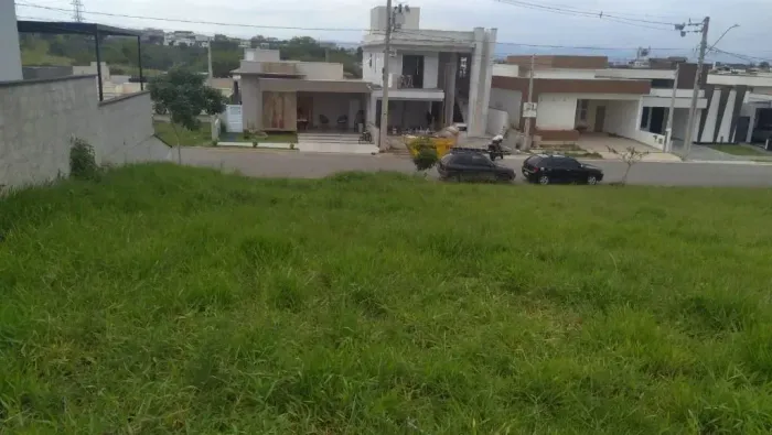 Terreno Plano à Venda no Condomínio Malibu Caçapava/SP