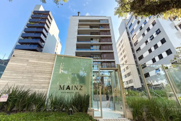 Apto no Batel, mobiliado, 2 suites, 2 vagas