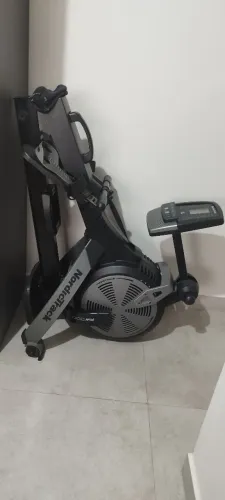CROSSFIT TREINAMENTO FUNCIONAL Remo Nordictrack RW200 Dobrável com Tela LCD