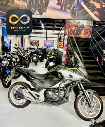 Honda NC 750 X 2019 financio troco carro moto maior menor valor