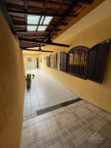 Casa com 3 dormitórios à venda, 200 m² por R$ 800.000,00 - Vila Emílio - Mauá/SP