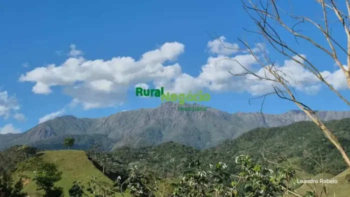 SÍTIO ESPETACULAR COM VISTA EXCLUSIVA PARA O PICO DAS AGULHAS NEGRAS! (ITATIAIA-RJ)