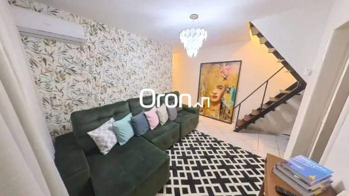 Cobertura Triplex com 2 dormitórios à venda, 145 m² por R$ 550.000 - Setor Leste Universit