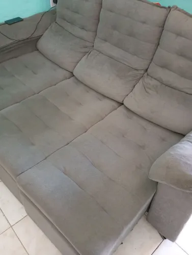 Sofá retrátil usado 