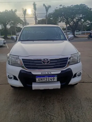 Toyota Hilux CD SR 4X2 2.7 16v/2.7 Flex Aut. 2015