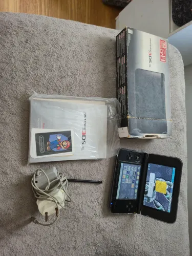 Nintendo 3DS XL - Black