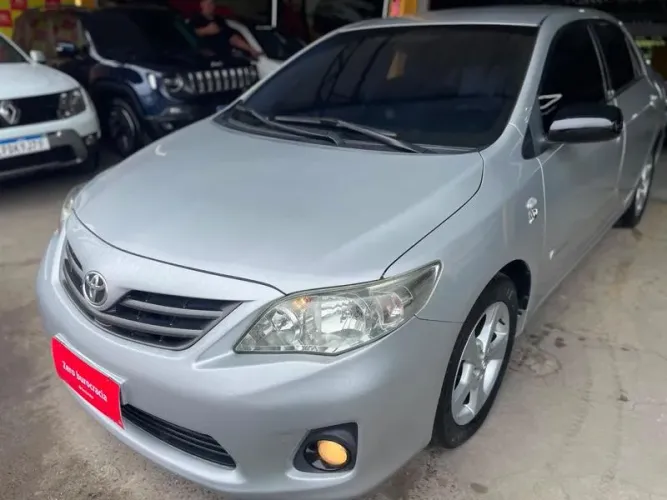 Toyota Corolla GLI 1.8 Flex 16V Aut. 2013