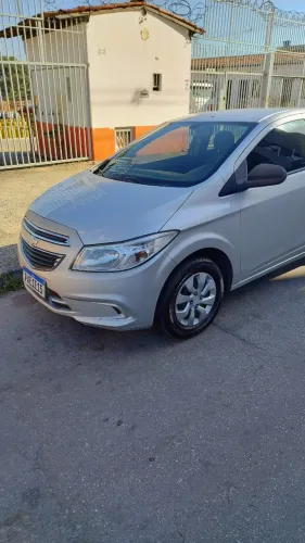 Chevrolet Onix Hatch LT 1.0 8V Flex Power Mec. 4P 2015