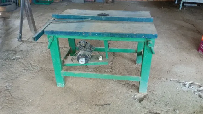 Kit Esquadrejadeira e Circular