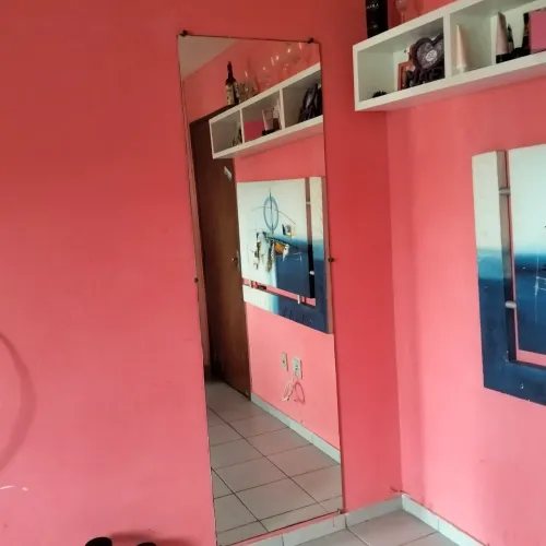 Armário disponível para. Venda