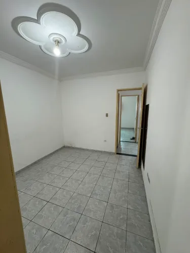 Apartamento de 02 quartos em Jardim São Paulo