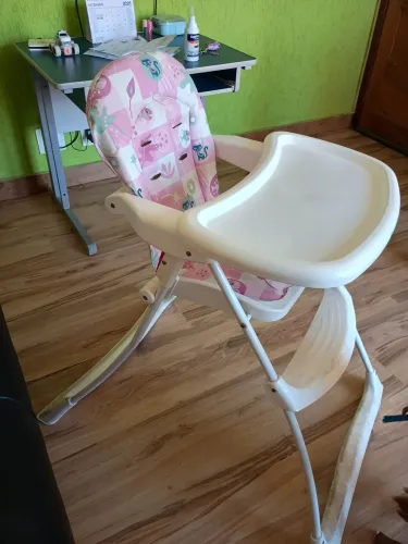 Cadeirinha de alimentação