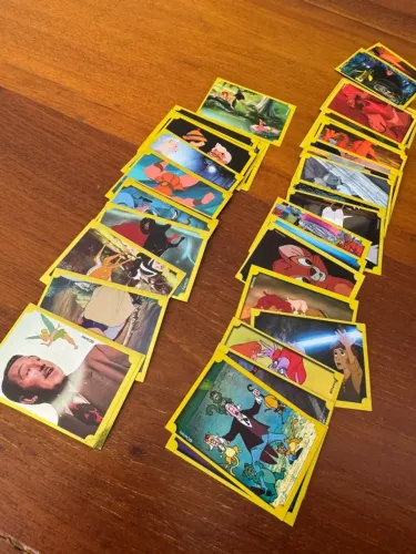 Lote Disney 73 Figurinhas - 11 Brilhantes - Para Completar Álbum