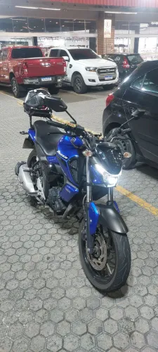 Alugo moto semi nova com possibilidade de compra