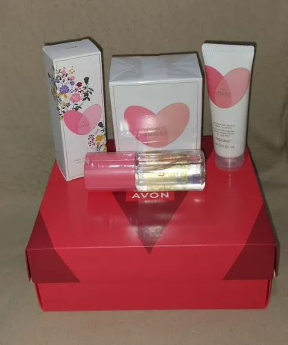 Kit Lov U Avon
