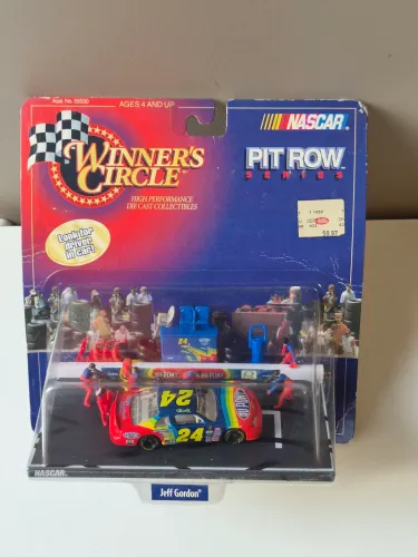 Miniatura Nascar Jeff Gordon Pit Row Series Diorsma de Pit Stop