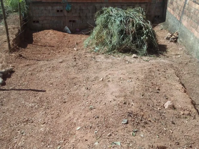 Lote no bairro Jaqueline - leia o anuncio