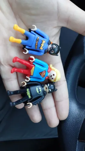 Boneco playmobil dc