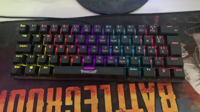 TROCO TECLADO MECÂNICO 60% por outro maior
