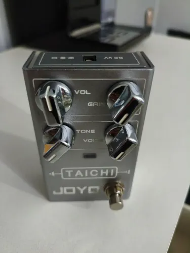 Pedal guitarra booster e overdrive Joyo Taichi