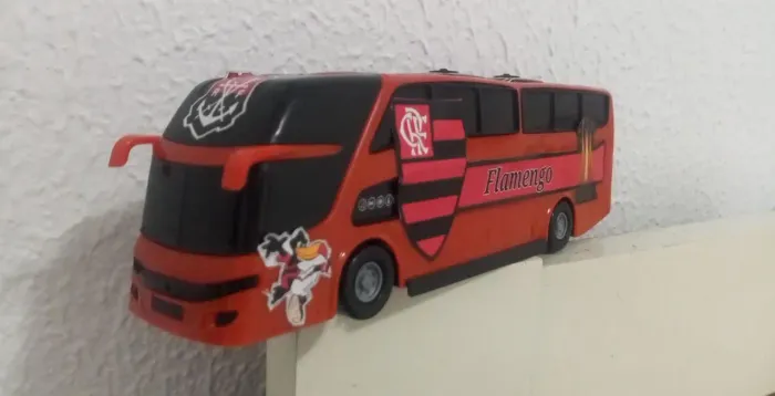 Miniatura de Ônibus Do Flamengo