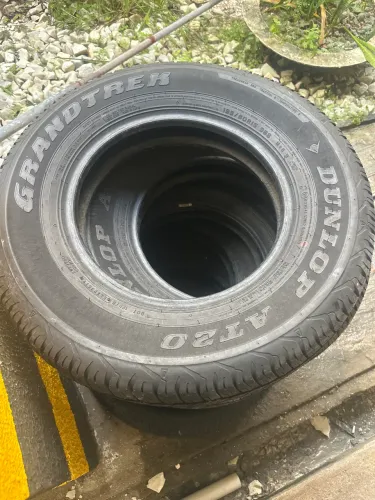 05 pneus novos 195 80 15 Dunlop AT 20