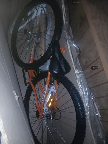 Vendo bicicleta aro 26 18 marchas 