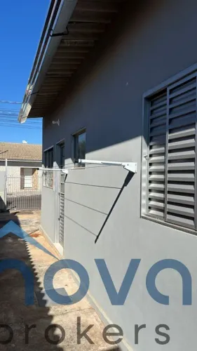 Casa com 1 Quarto(s) e 1 banheiro(s) para Alugar, 50 m² por R$ 805 / Mês