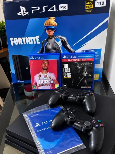 PlayStation 4 PRO