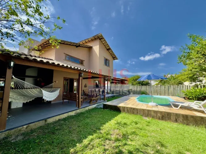 Casa com 4 dormitórios à venda, 230 m² por R$ 1.200.000,00 - Itaipu - Niterói/RJ