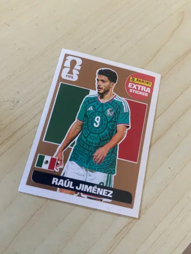 Figurinha Panini Raúl Jiménez Legend Bronze FIFA World Cup 2026