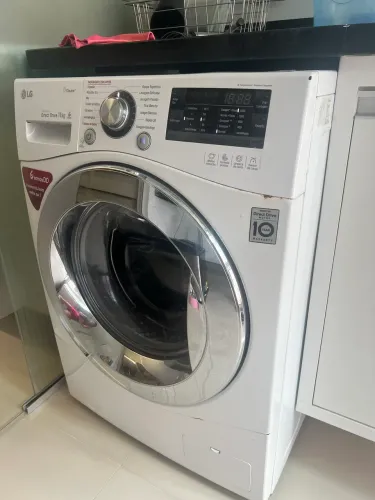Máquina de lavar roupa frontal LG