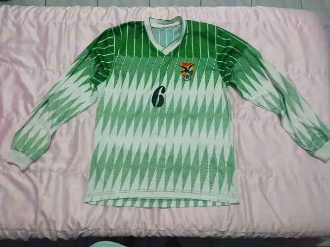 Raridade! Camisa Retrô Seleção da Bolívia - Manga Longa - Item de Colecionador
