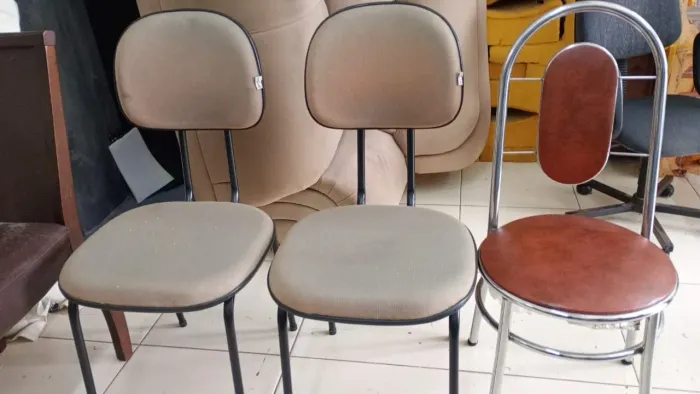 Cadeiras estofadas (promoção)