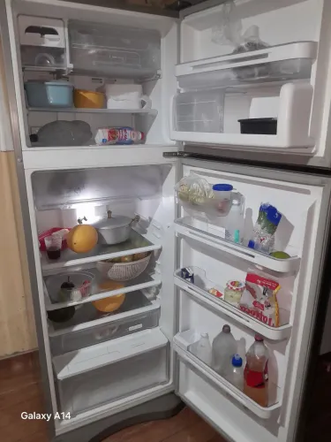 GELADEIRA ELECTROLUX FROST FREE INOX