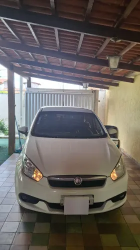 Fiat Grand Siena Attrac. 1.4 EVO F.flex 8V 2016