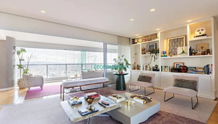 Apartamento para venda com 235m² no Alto da Lapa